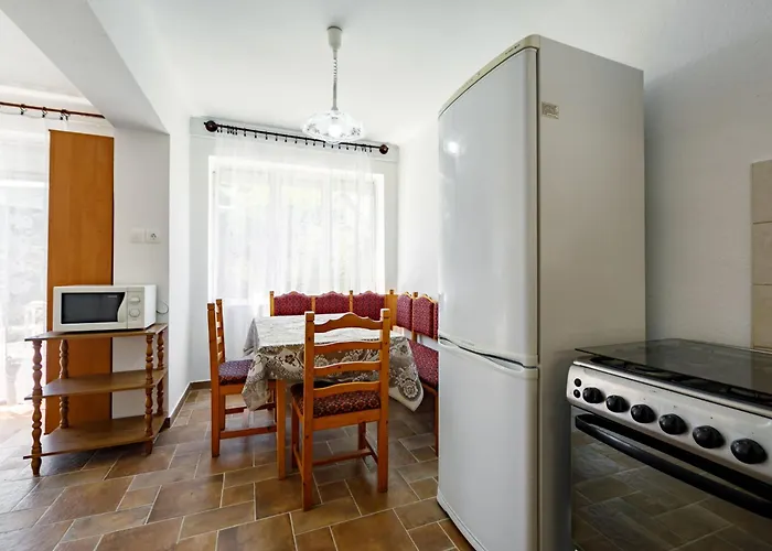 Margaret By Interhome 別荘 バラトンフェニヴェシュ